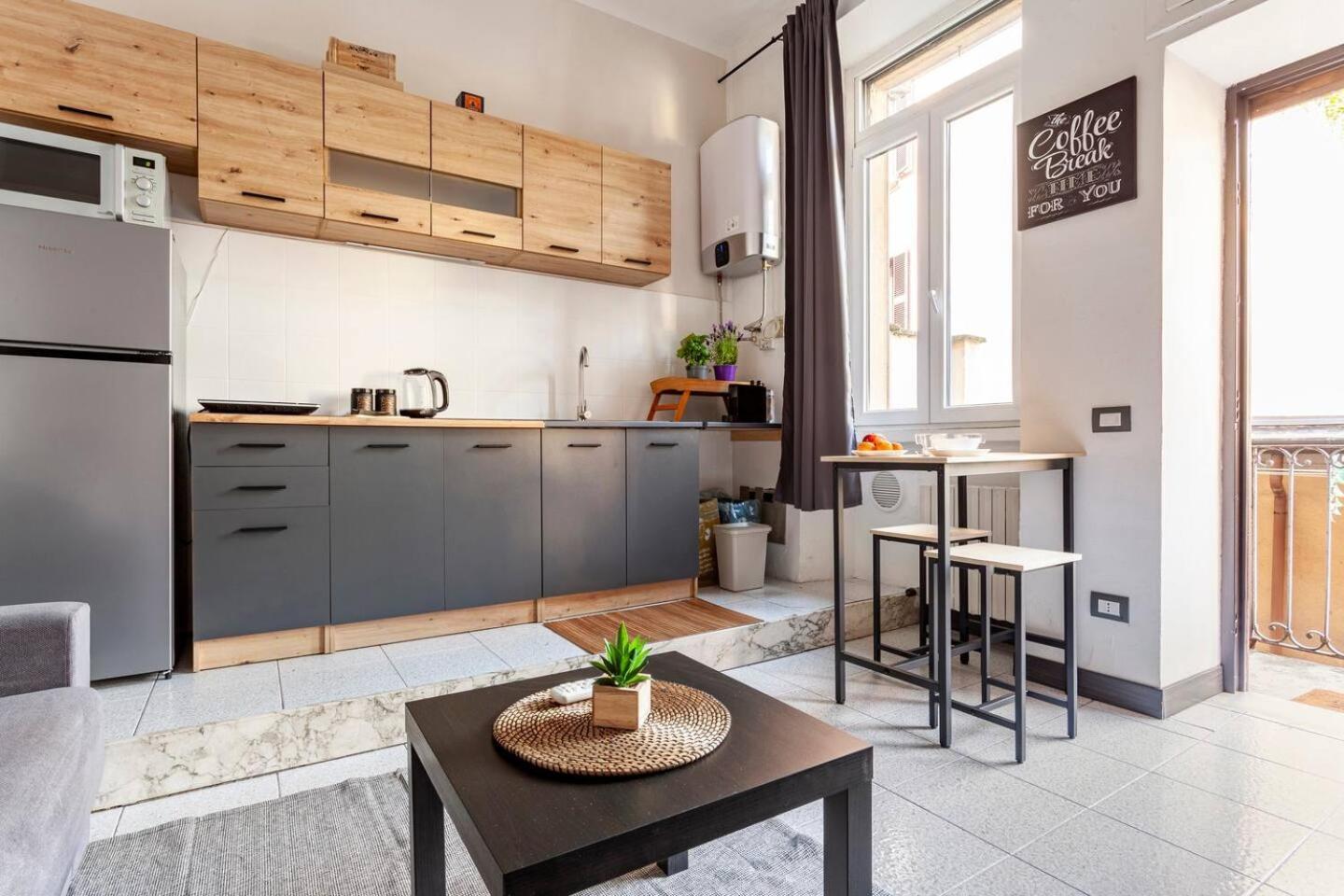 *New Apartment In The Center 밀라노 외부 사진